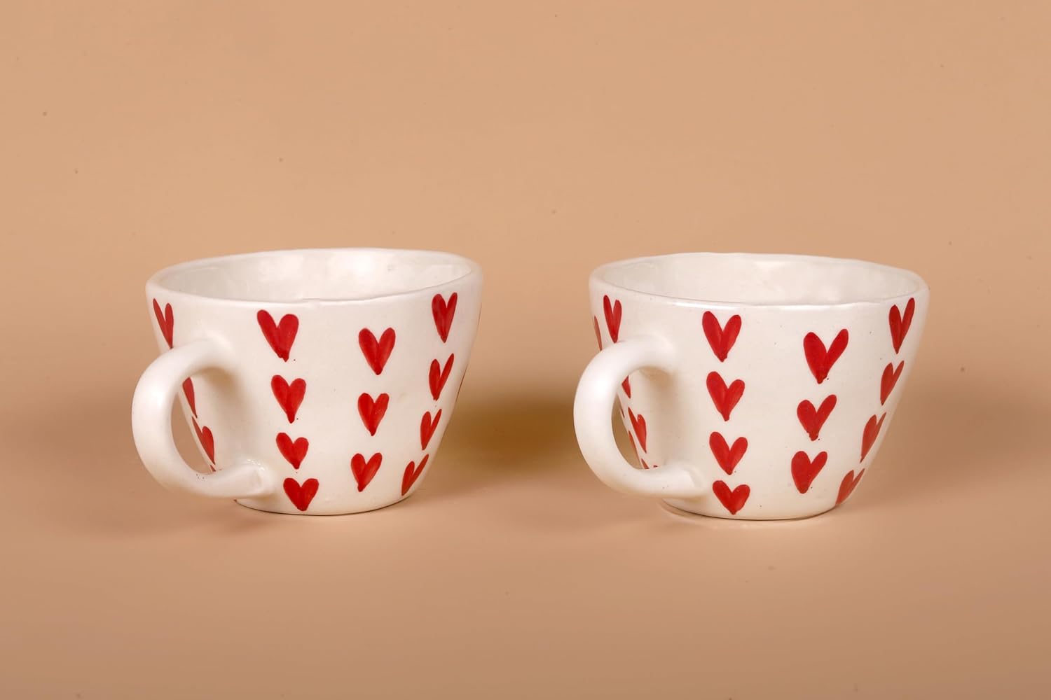 Premium 300ml Ceramic Heart Cup Close View